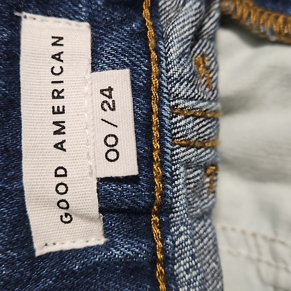 NWT Good American Denim Shorts - Picture 7 of 12